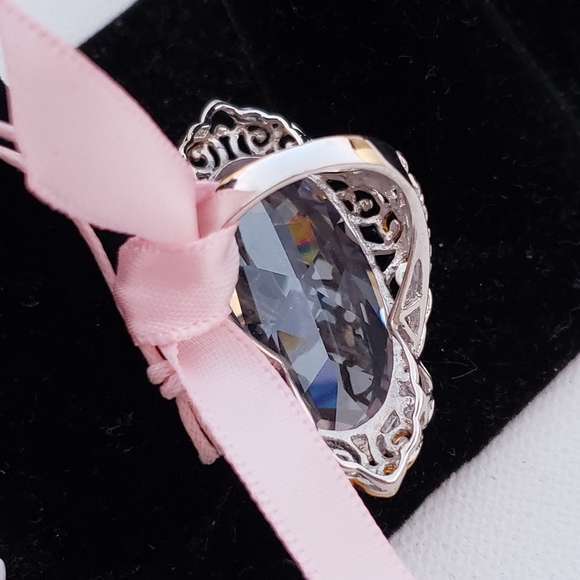 56 Carat Cubic Zirconia 925 Silver Cocktail Ring - Picture 4 of 6